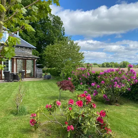 Private Detached Cottage Sleeps 4 Crieff Exterior photo
