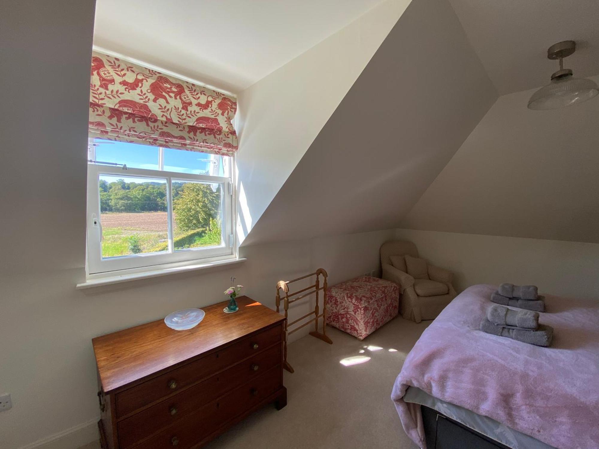 Private Detached Sleeps 4 Holiday home