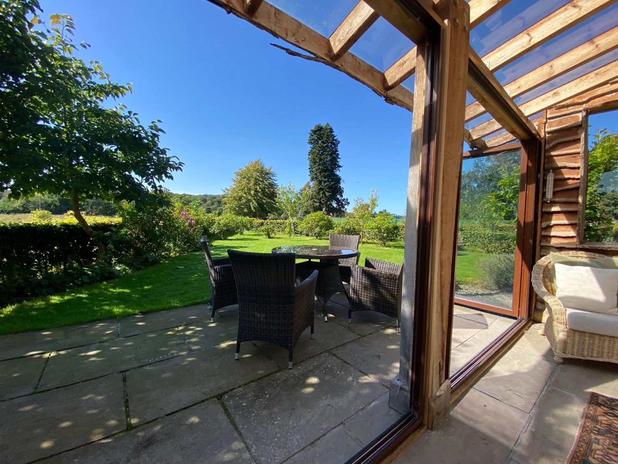 Private Detached Sleeps 4 * Crieff