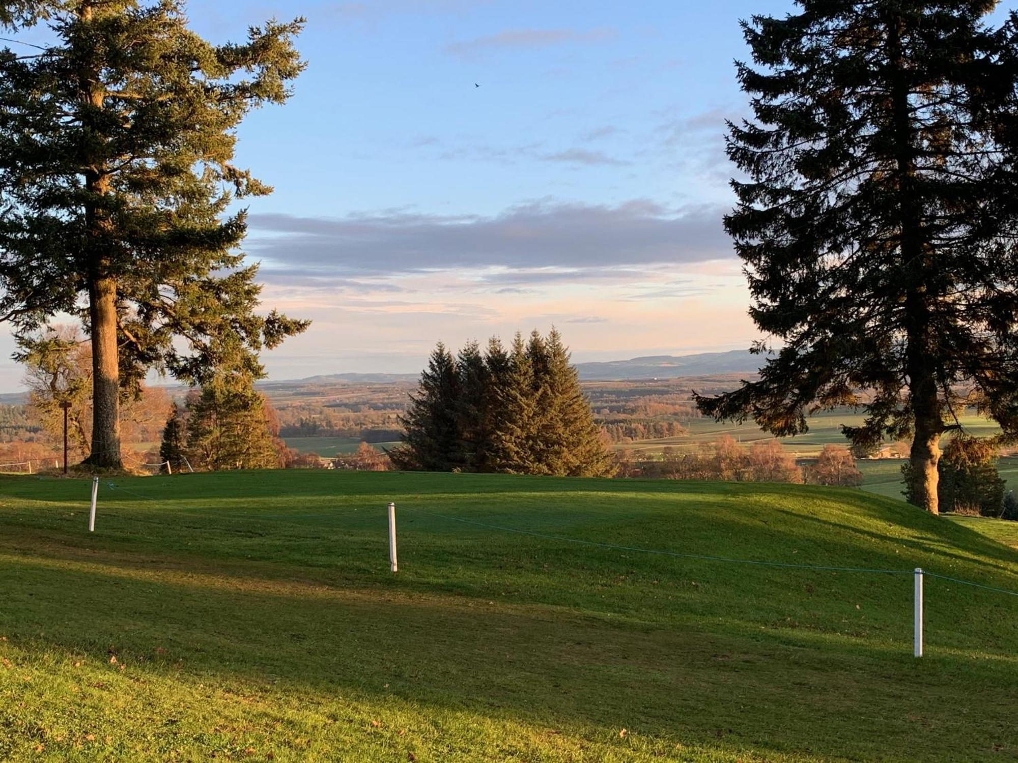 Private Detached Sleeps 4 Holiday home *